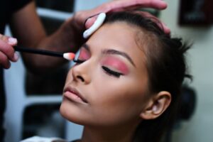 Trying Makeup Artist Jobs in UK